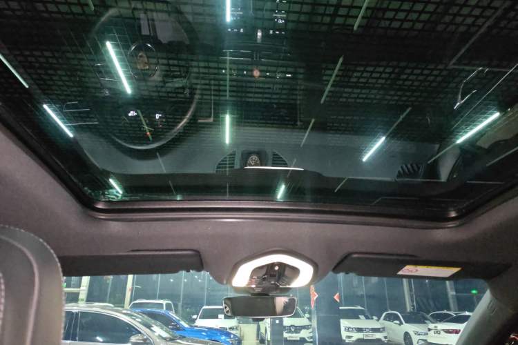 Used Porsche Macan 2024 Macan 2.0T Headliner