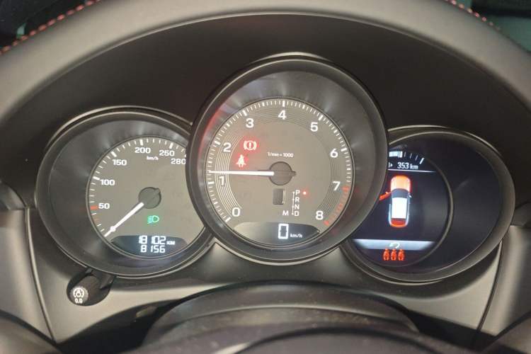 Used Porsche Macan 2024 Macan 2.0T Instrument Cluster