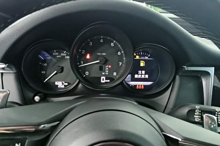 Used Porsche Macan 2024 Macan 2.0T Instrument Cluster