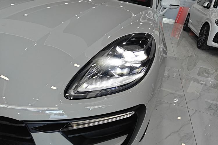 Used Porsche Macan 2024 Macan 2.0T Left Front Headlight