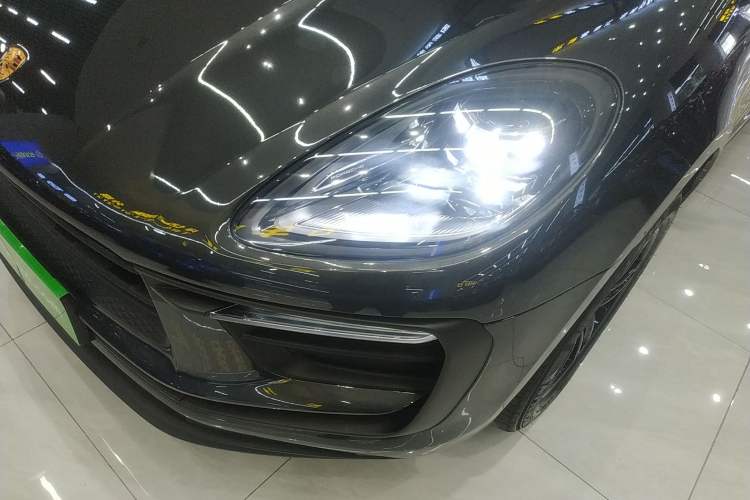 Used Porsche Macan 2024 Macan 2.0T Left Front Headlight