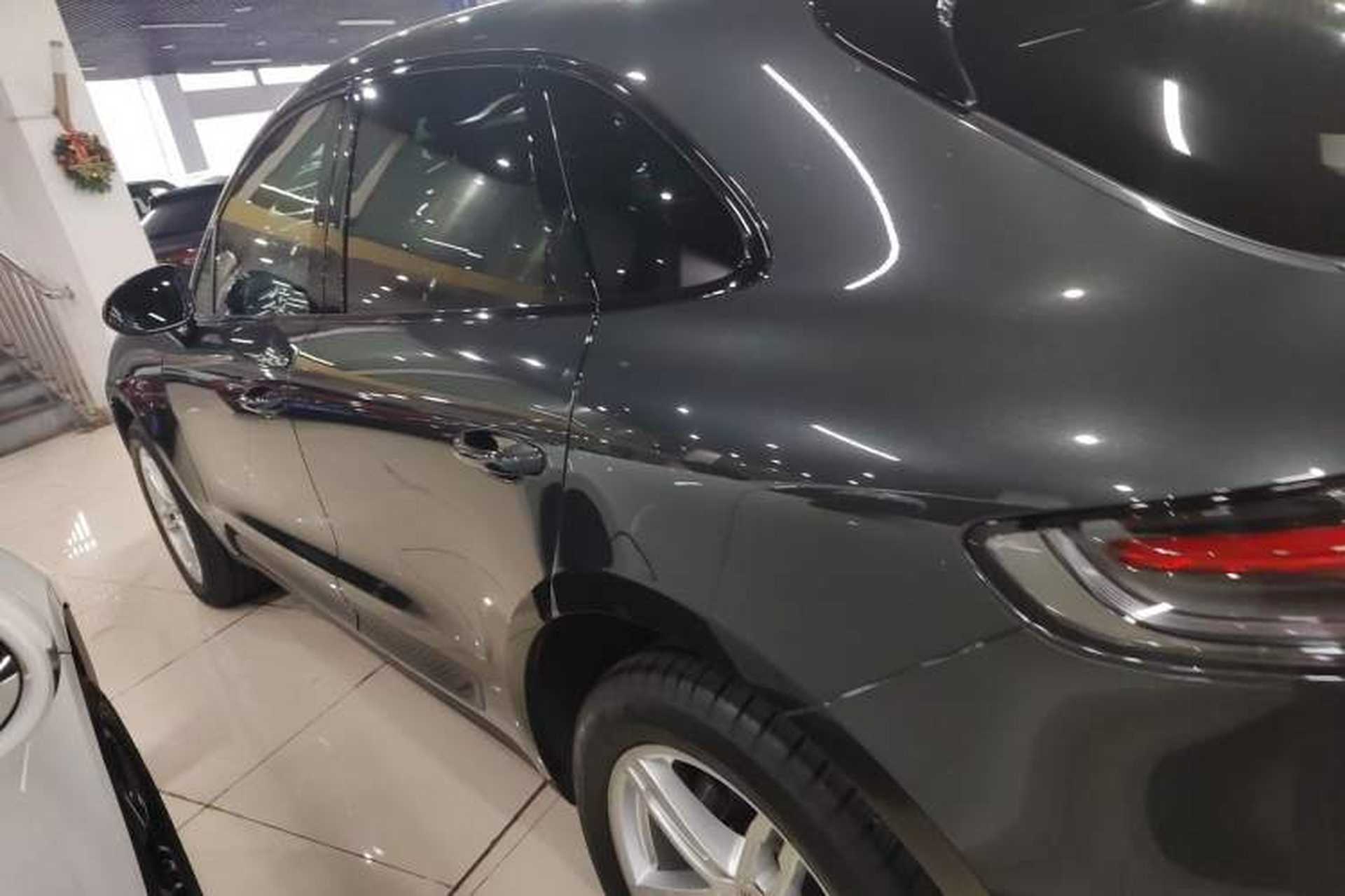 Used Porsche Macan 2024 Macan 2.0T Left Side