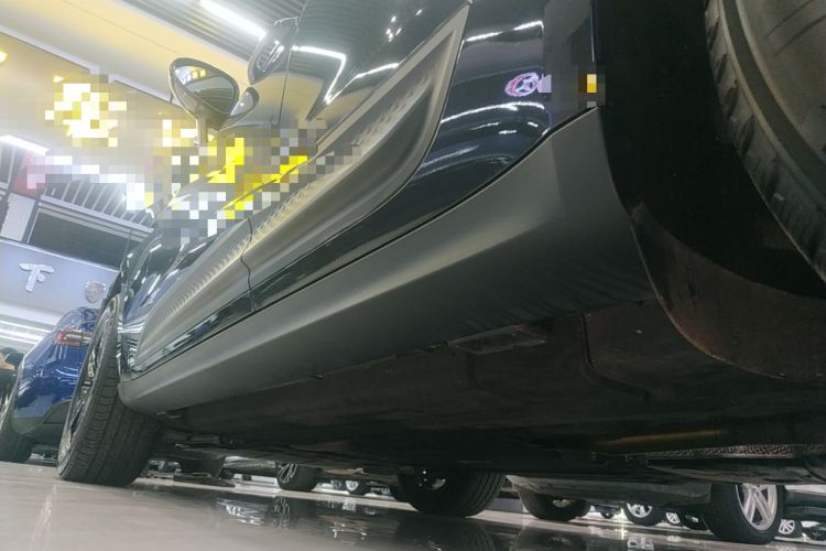 Used Porsche Macan 2024 Macan 2.0T Left Side Sill