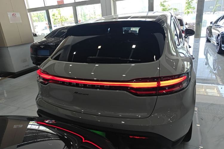 Used Porsche Macan 2024 Macan 2.0T Rear