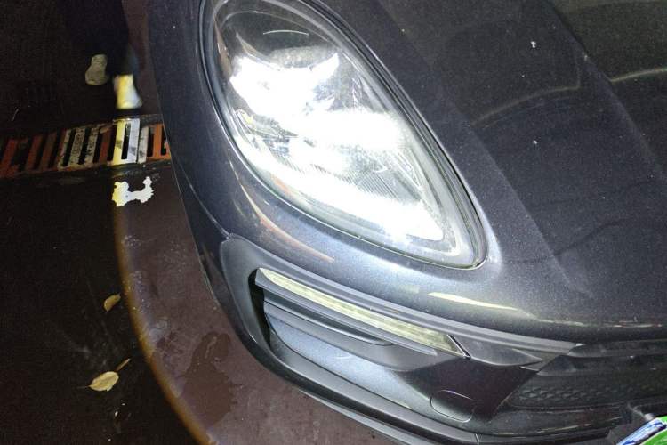Used Porsche Macan 2024 Macan 2.0T Right Front Headlight
