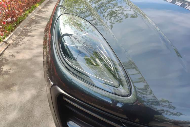 Used Porsche Macan 2024 Macan 2.0T Right Front Headlight