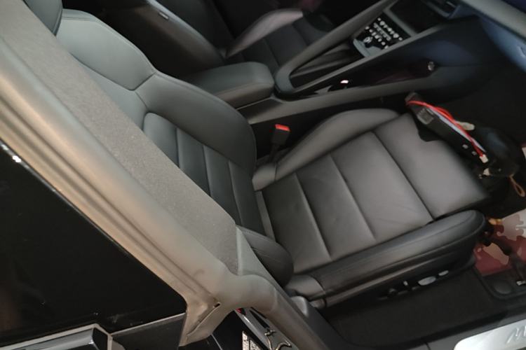 Used Porsche Macan 2024 Macan 4 Right Front Seat