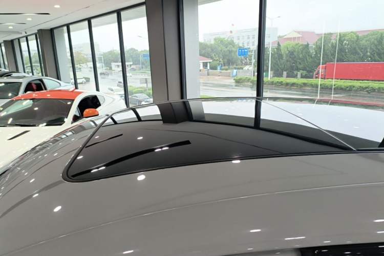 Used Porsche Macan 2024 Macan 2.0T Roof