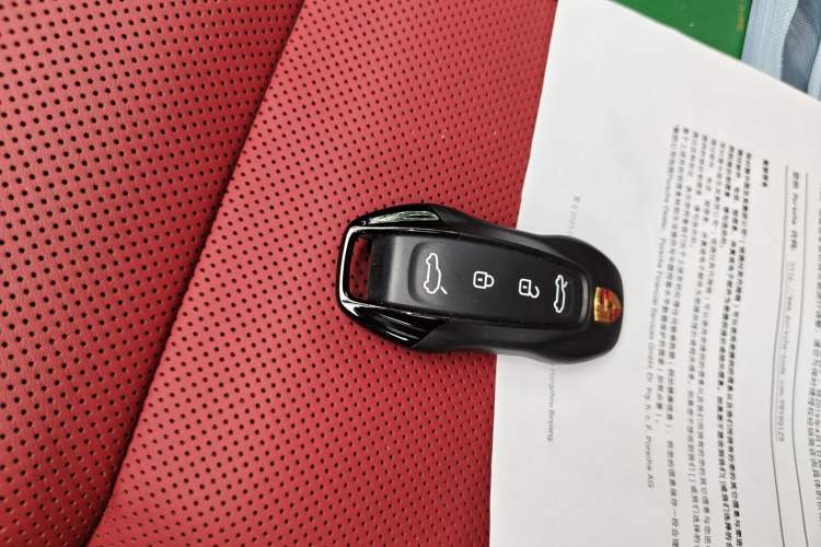 Used Porsche Macan 2024 Macan 4 Vehicle Key