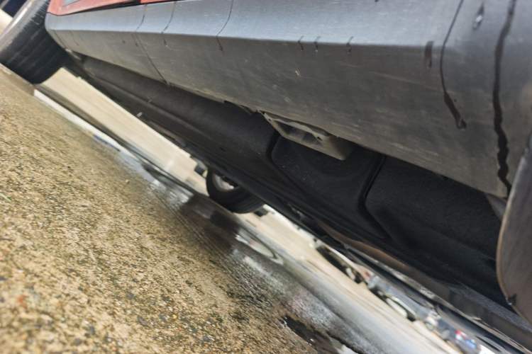 Used Porsche Macan 2024 Macan 2.0T Chassis Rear Left