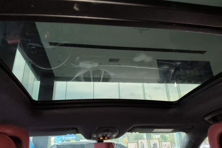 Used Porsche Macan 2024 Macan Long Range Edition Headliner