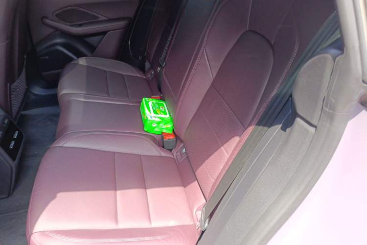 Used Porsche Macan 2024 Macan Long Range Edition Left Rear Seat