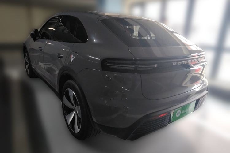 Used Porsche Macan 2024 Macan Long Range Edition Rear Left 45 Deg