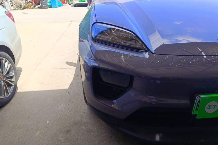 Used Porsche Macan 2024 Macan Long Range Edition Right Front Headlight