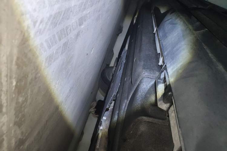 Used Porsche Macan 2024 Macan 2.0T Chassis Rear Left
