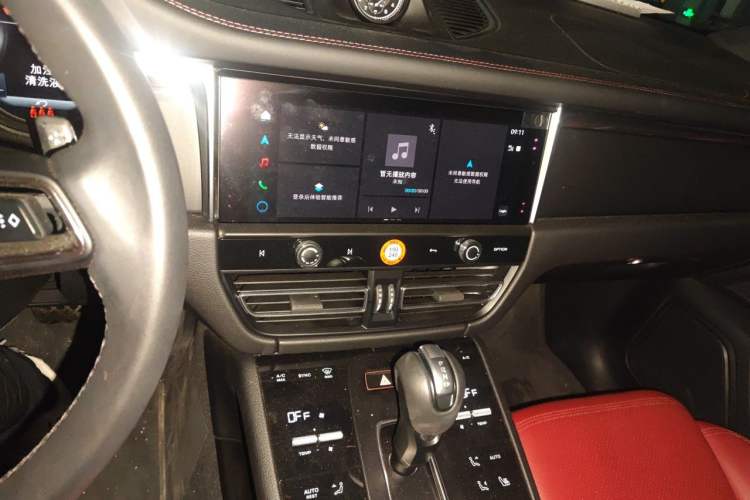 Used Porsche Macan 2024 Macan 2.0T Audio And AC Panel