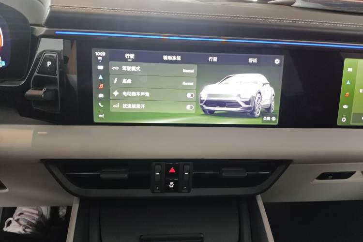 Used Porsche Macan 2024 Macan 4 Audio And AC Panel