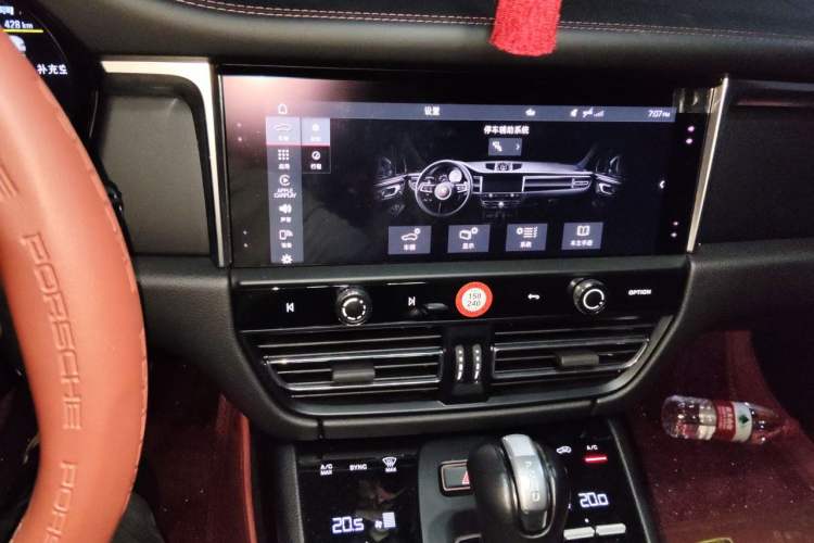 Used Porsche Macan 2024 Macan 2.0T Audio And AC Panel