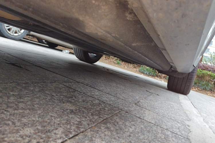 Used Porsche Macan 2024 Macan T 2.0T Chassis Front Left