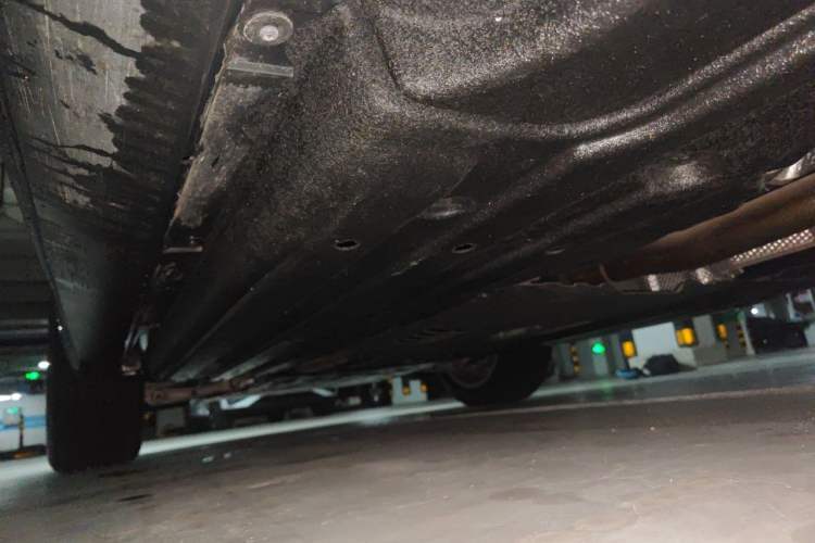 Used Porsche Macan 2024 Macan 2.0T Chassis Rear Left
