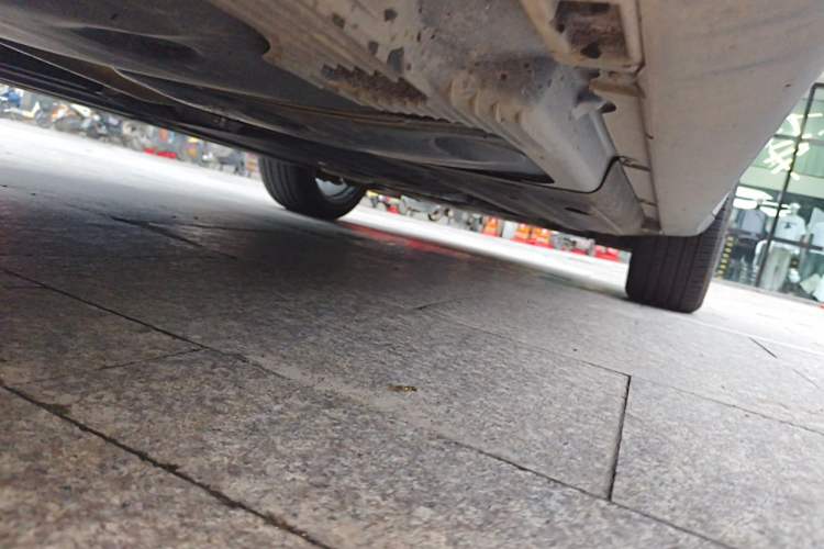 Used Porsche Macan 2024 Macan T 2.0T Chassis Rear Right