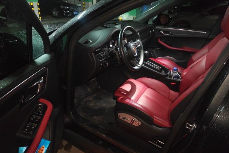 Used Porsche Macan 2024 Macan 2.0T Driver Seat