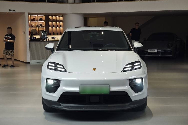 Used Porsche Macan 2024 Macan Long Range Edition Exterior 1