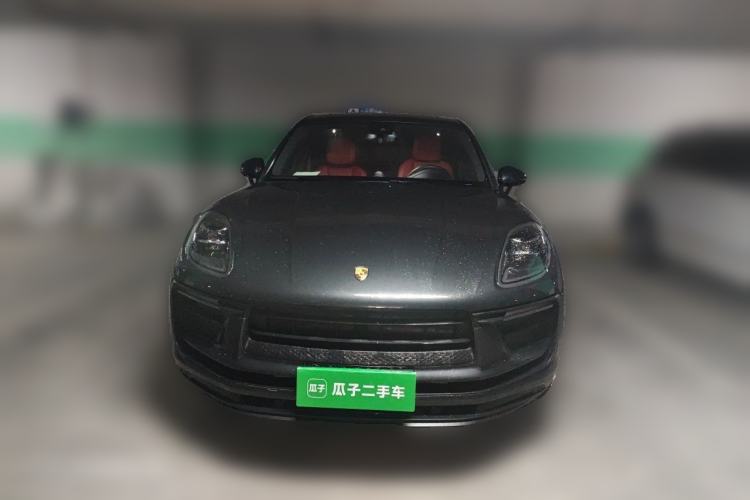 Used Porsche Macan 2024 Macan 2.0T Front