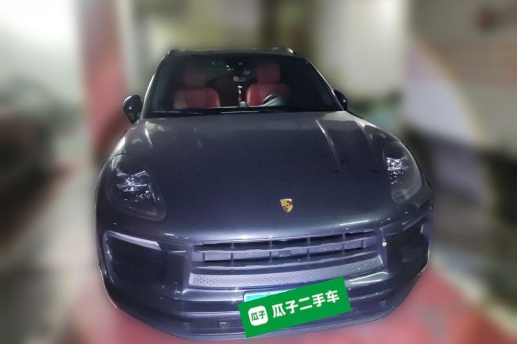 Used Porsche Macan 2024 Macan 2.0T Front