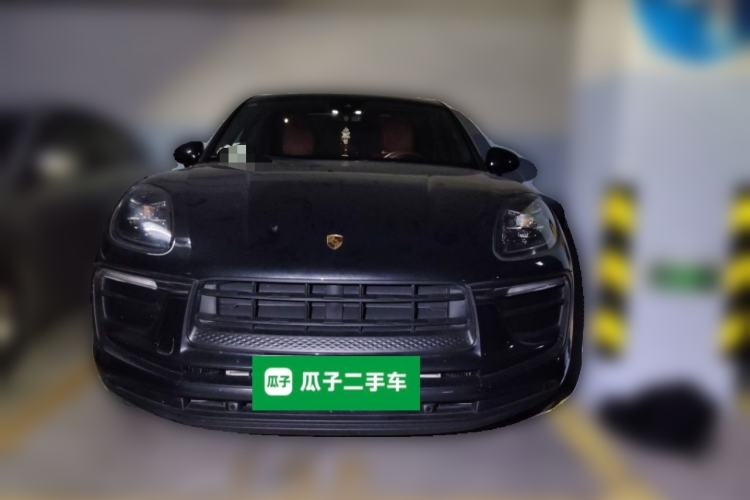 Used Porsche Macan 2024 Macan 2.0T Front
