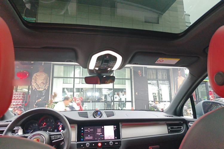 Used Porsche Macan 2024 Macan T 2.0T Headliner