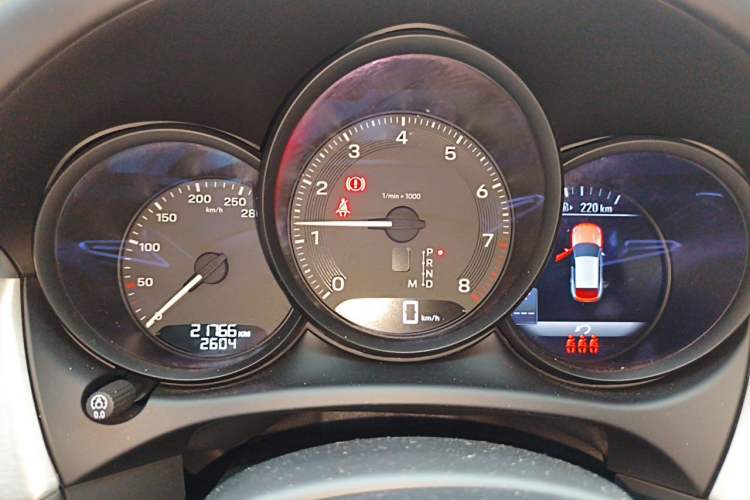 Used Porsche Macan 2024 Macan T 2.0T Instrument Cluster
