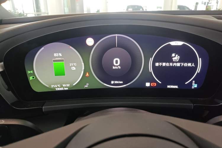 Used Porsche Macan 2024 Macan 4 Instrument Cluster