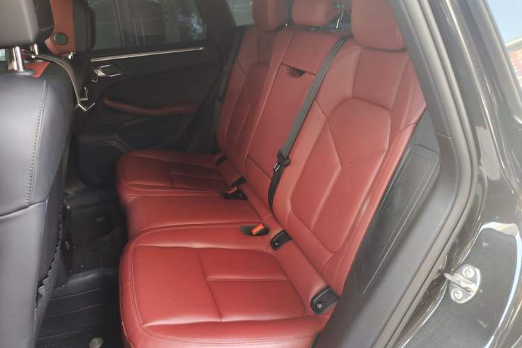 Used Porsche Macan 2024 Macan 2.0T Left Rear Seat