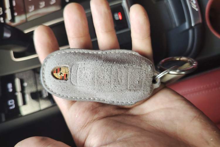 Used Porsche Macan 2024 Macan 2.0T Vehicle Key