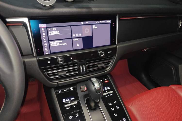 Used Porsche Macan 2024 Macan 2.0T Audio And AC Panel