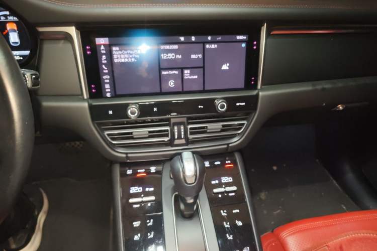Used Porsche Macan 2024 Macan 2.0T Audio And AC Panel