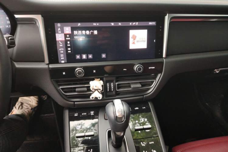 Used Porsche Macan 2024 Macan 2.0T Audio And AC Panel