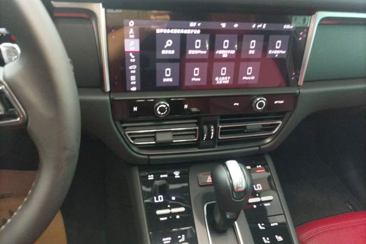 Used Porsche Macan 2024 Macan 2.0T Audio And AC Panel