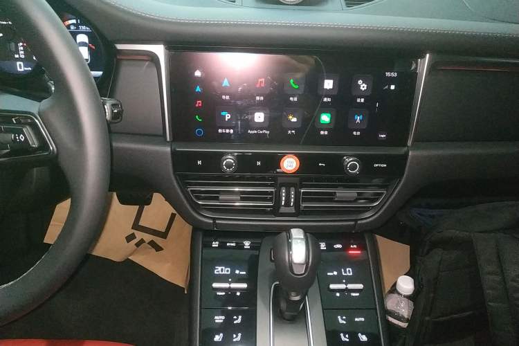 Used Porsche Macan 2024 Macan 2.0T Audio And AC Panel