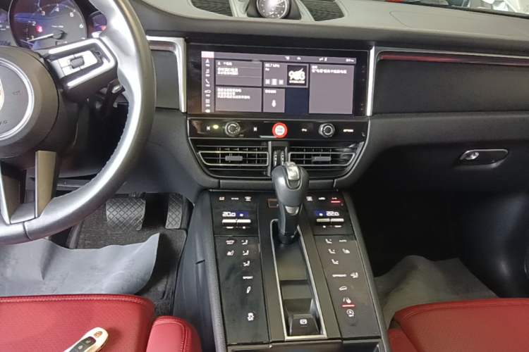 Used Porsche Macan 2024 Macan 2.0T Audio And AC Panel