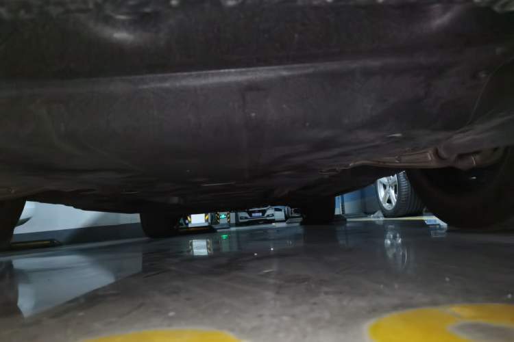 Used Porsche Macan 2024 Macan 2.0T Chassis Front