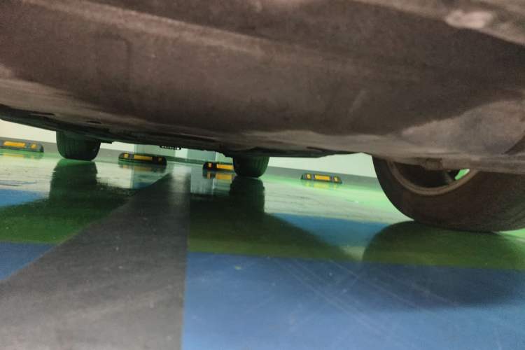 Used Porsche Macan 2024 Macan 2.0T Chassis Front