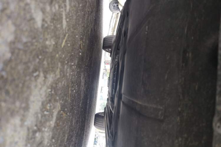 Used Porsche Macan 2024 Macan 2.0T Chassis Front