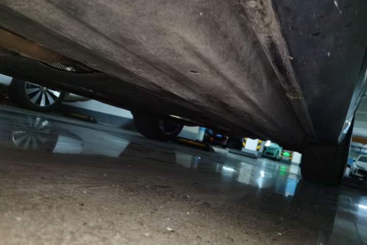 Used Porsche Macan 2024 Macan 2.0T Chassis Front Left
