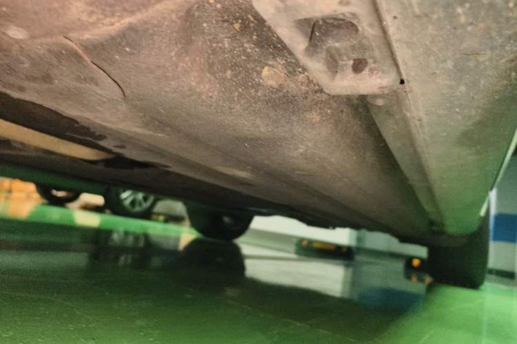 Used Porsche Macan 2024 Macan 2.0T Chassis Front Left