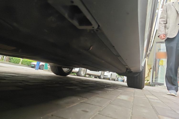 Used Porsche Macan 2024 Macan 2.0T Chassis Front Left