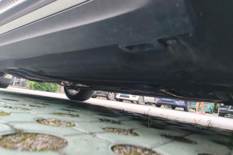 Used Porsche Macan 2024 Macan 2.0T Chassis Front Right