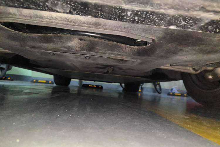 Used Porsche Macan 2024 Macan Long Range Edition Chassis Front
