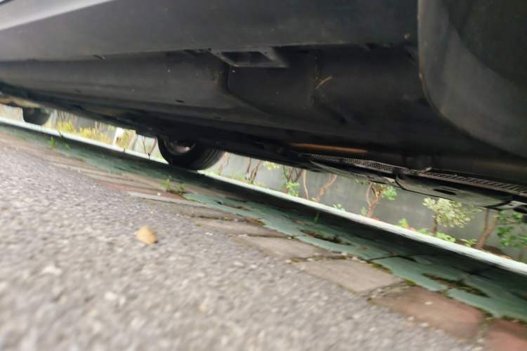 Used Porsche Macan 2024 Macan 2.0T Chassis Rear Left
